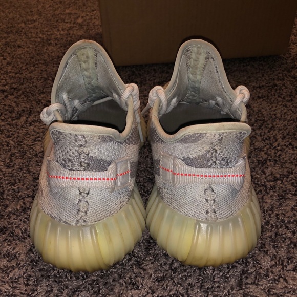 Original Yeezy Boost 350s - Picture 5 of 5